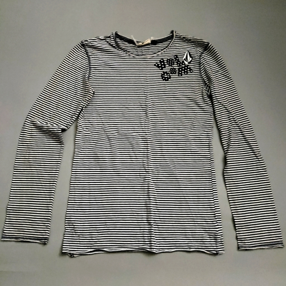 Volcom juniors long sleeve top